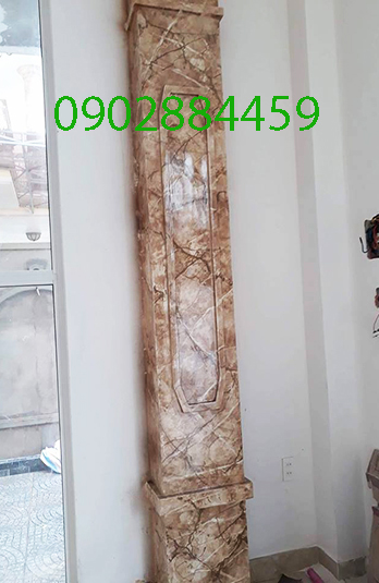 Cột giả đá trong nhà